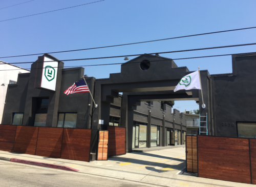 Custom Flag Company 8' Rotating Flagpole